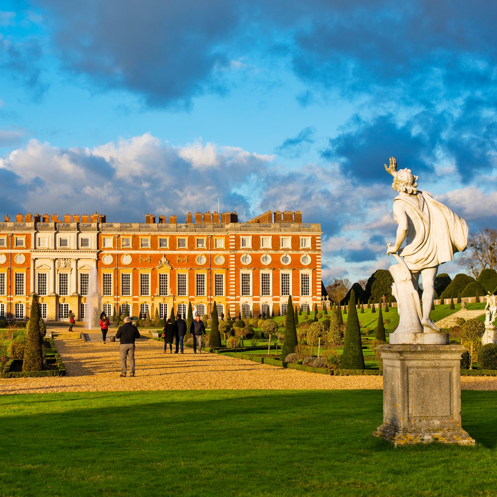 ‘Country’ escapes you can get to on the London transport network