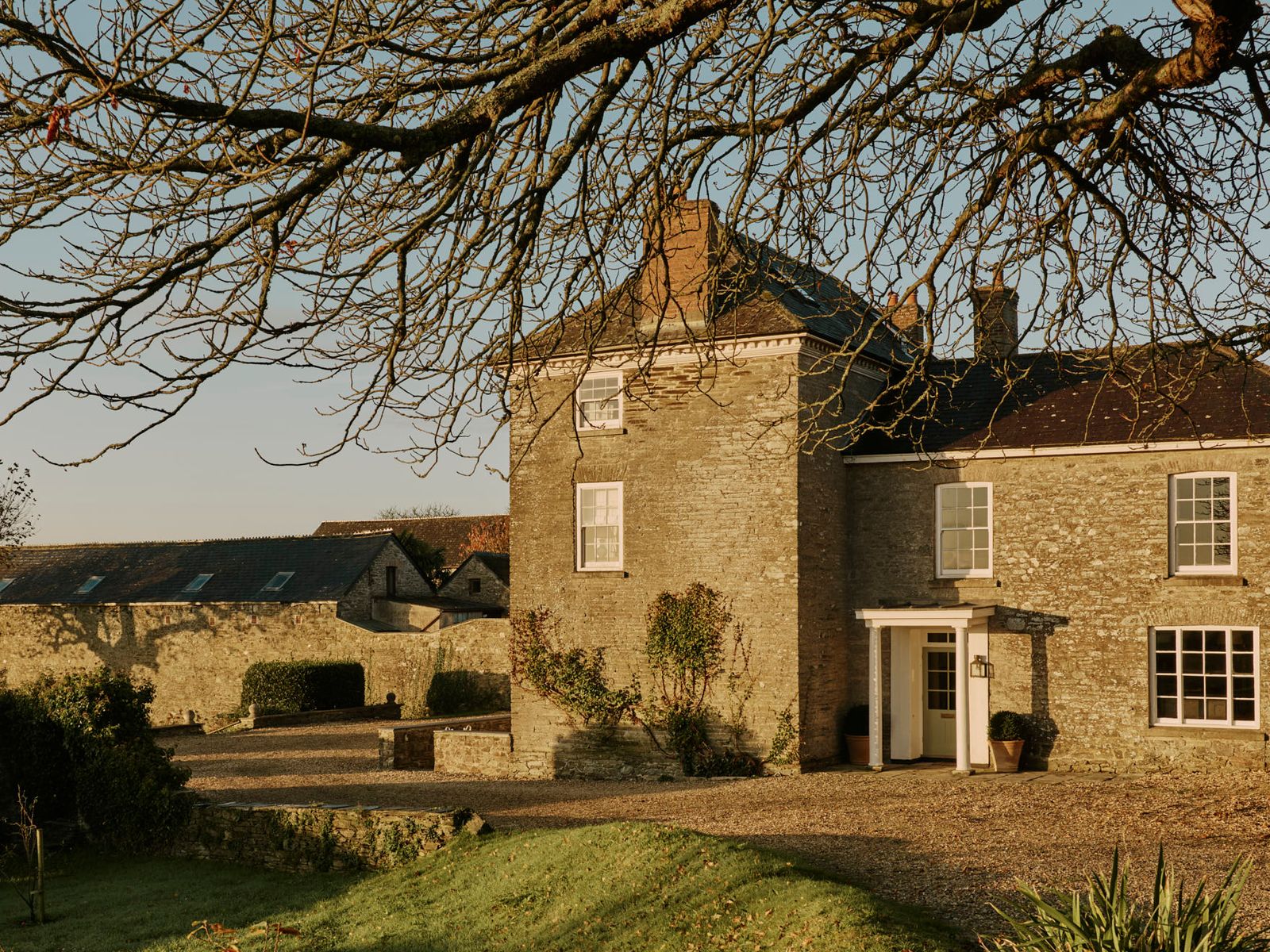An 18th-century house by the sea in Devon rejuvenated by HÁM Interiors