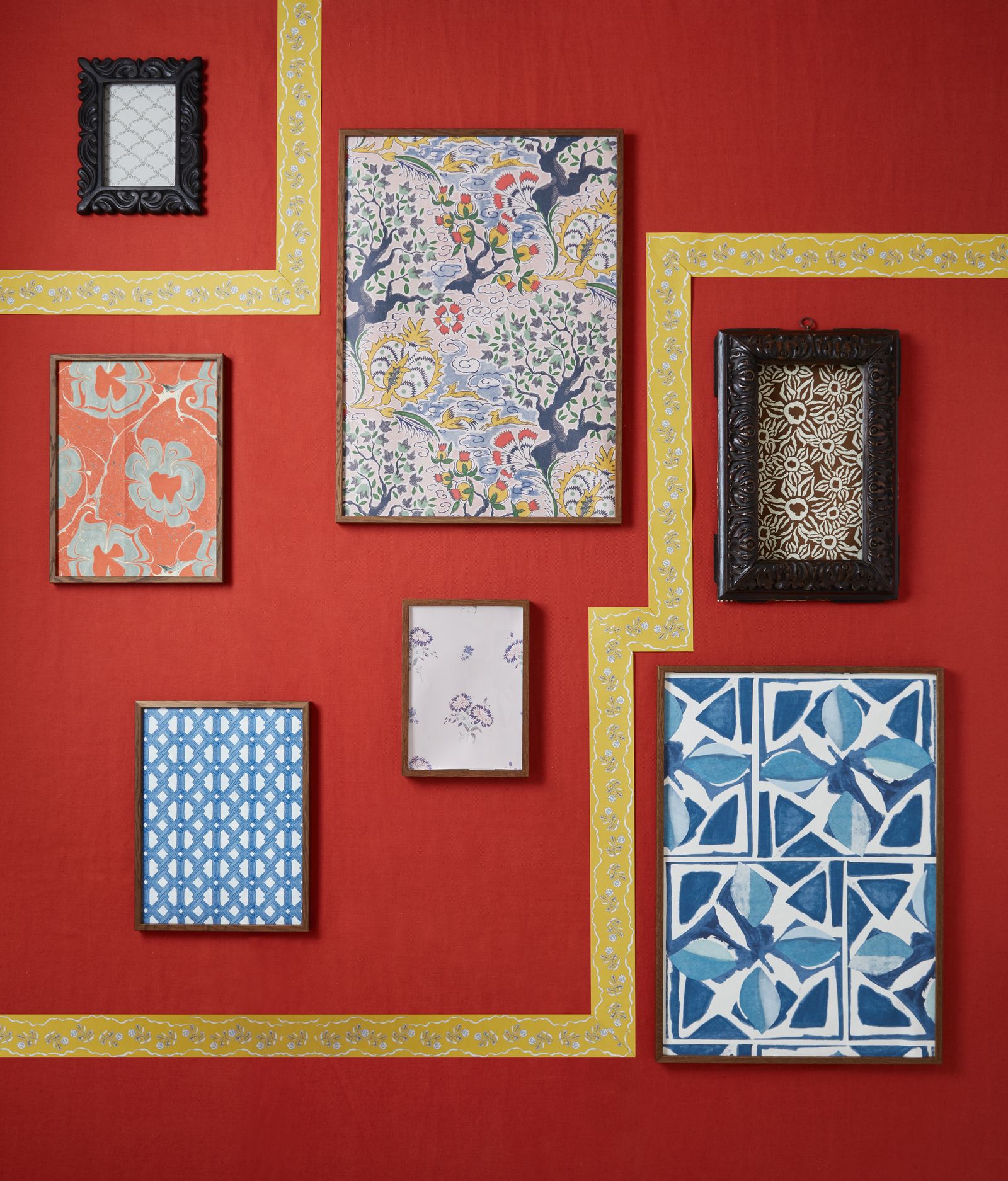 For the November 2022 issue of House amp Garden Rmy Mishon put the latest wallpapers in the frame.