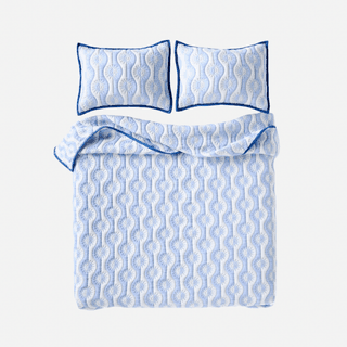 Image may contain Cushion Home Decor Furniture Blanket and Bed